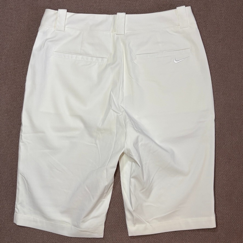 NWT Nike Golf Dri-Fit Tour Performance Womens 2 Bermuda Golf Performance Shorts - Picture 6 of 7